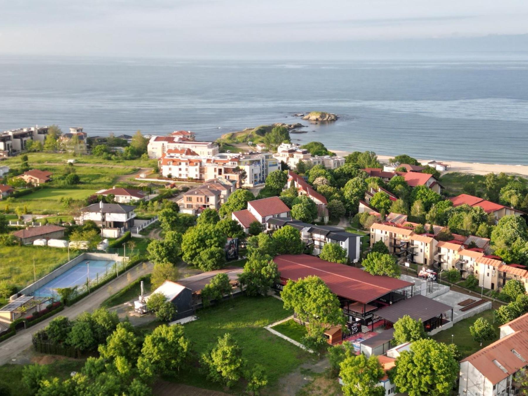 Sport Generation Camp Hotel Lozenets Exterior photo