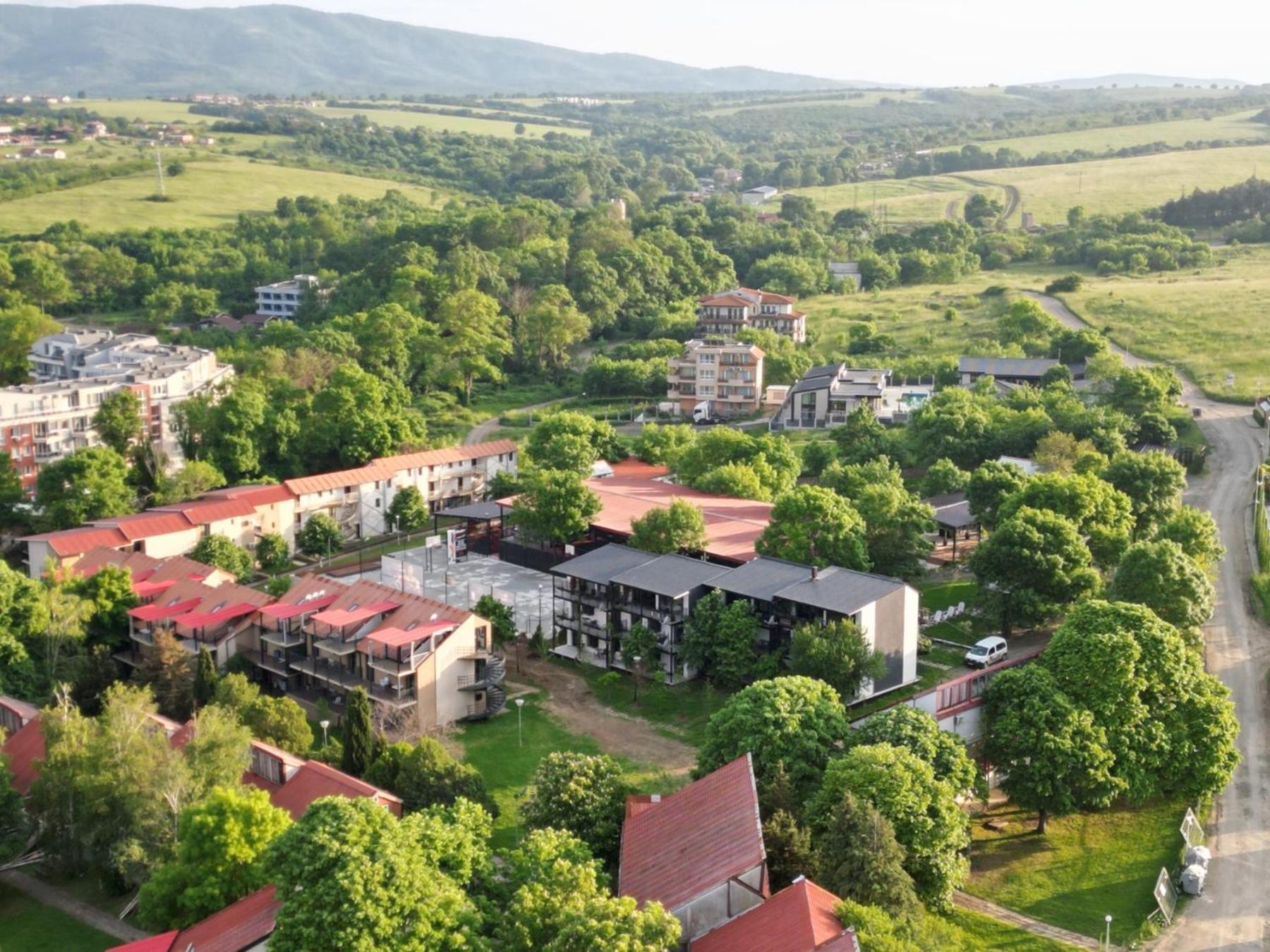 Sport Generation Camp Hotel Lozenets Exterior photo